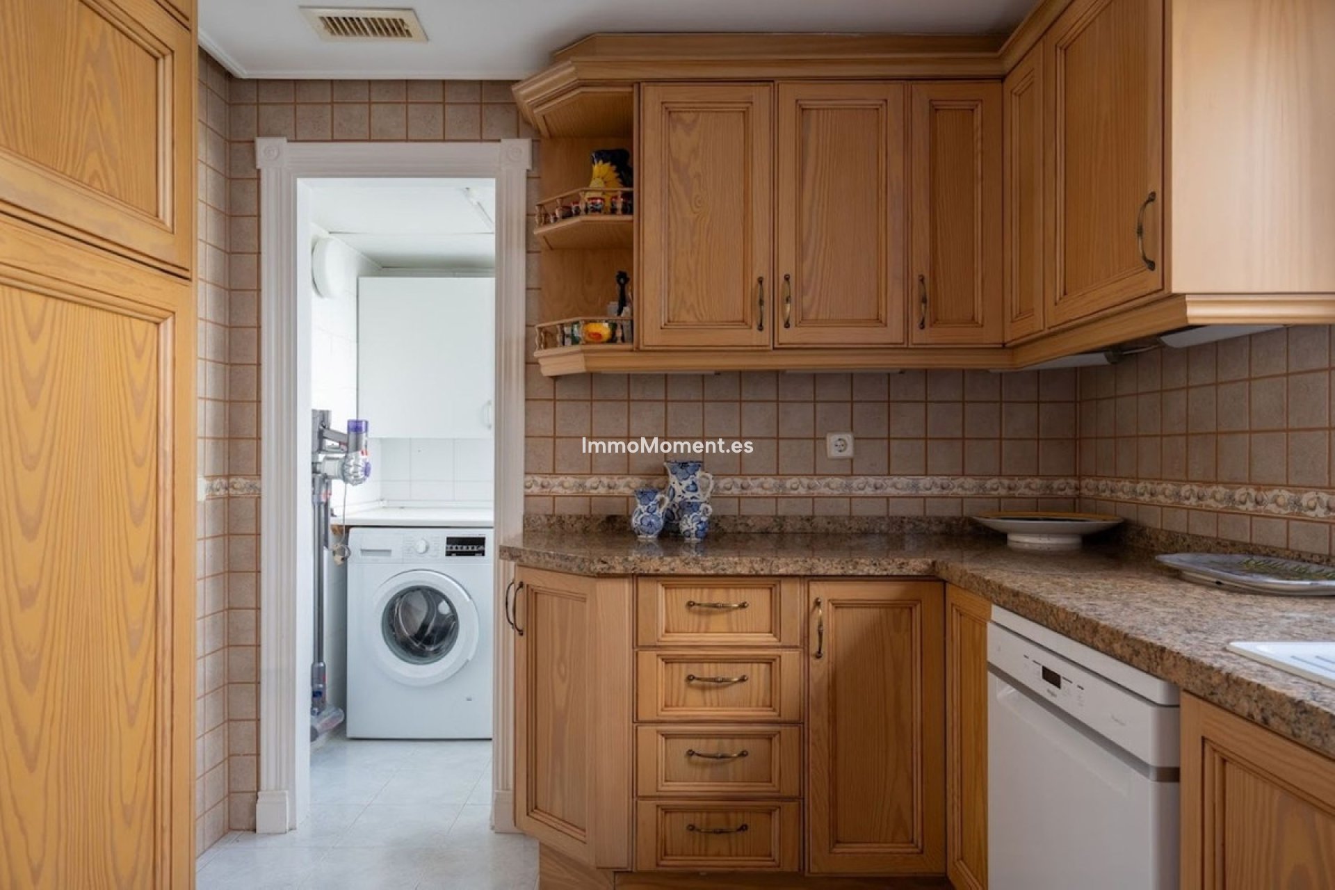 Bestaande woning - Geschakelde woning - Estepona  - New Golden Mile