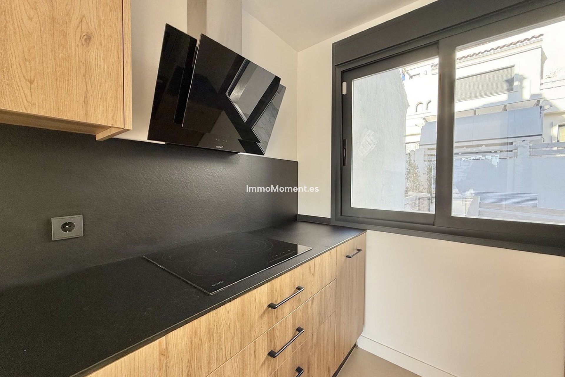 Bestaande woning - Geschakelde woning - Estepona  - New Golden Mile