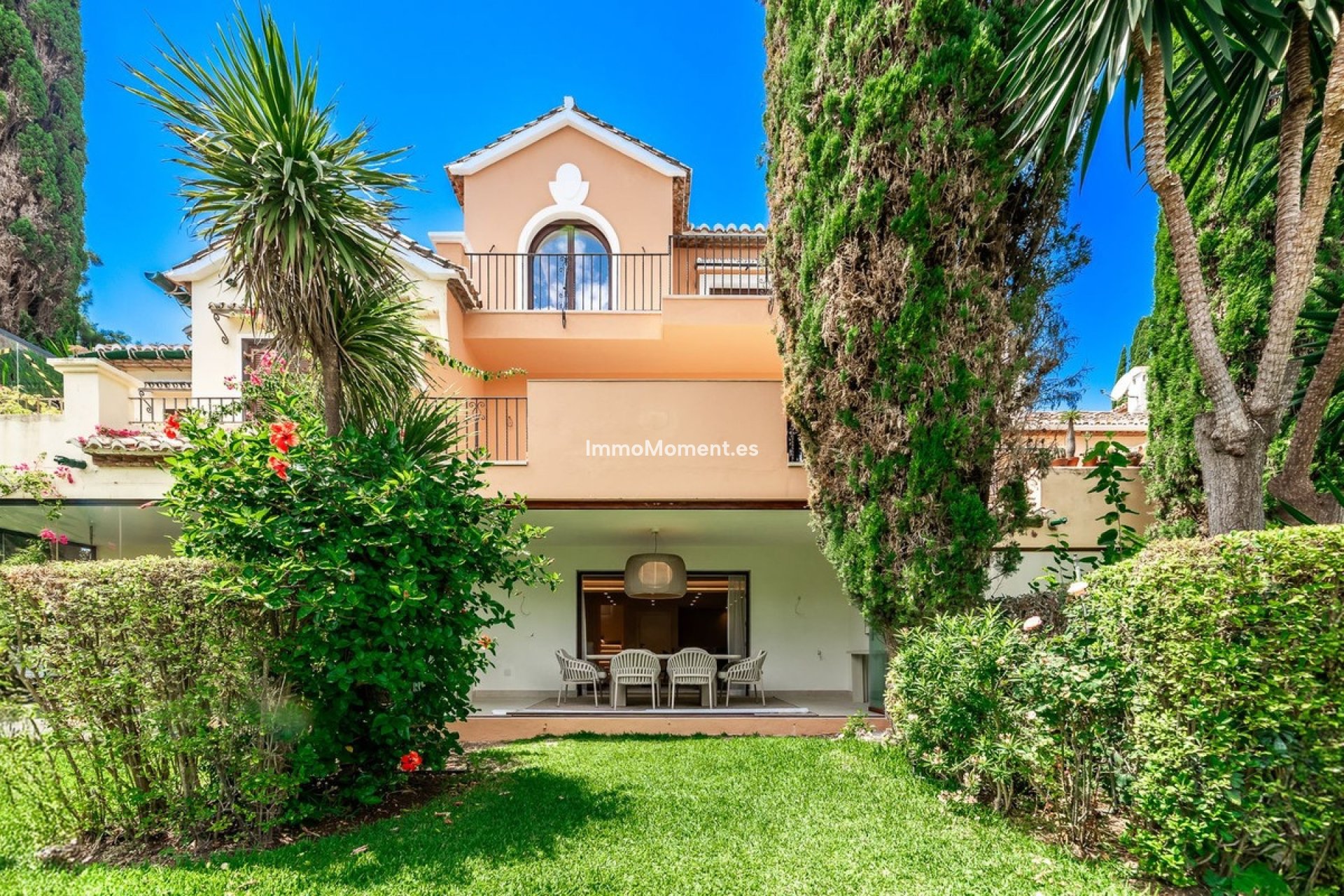Bestaande woning - Geschakelde woning - Estepona  - New Golden Mile