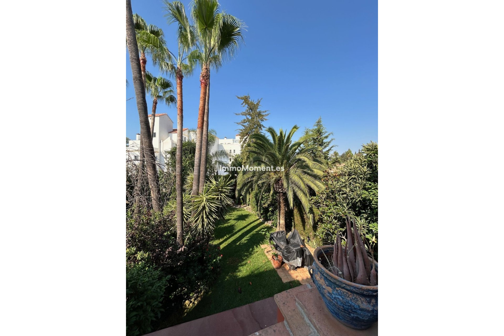 Bestaande woning - Geschakelde woning - Estepona  - New Golden Mile
