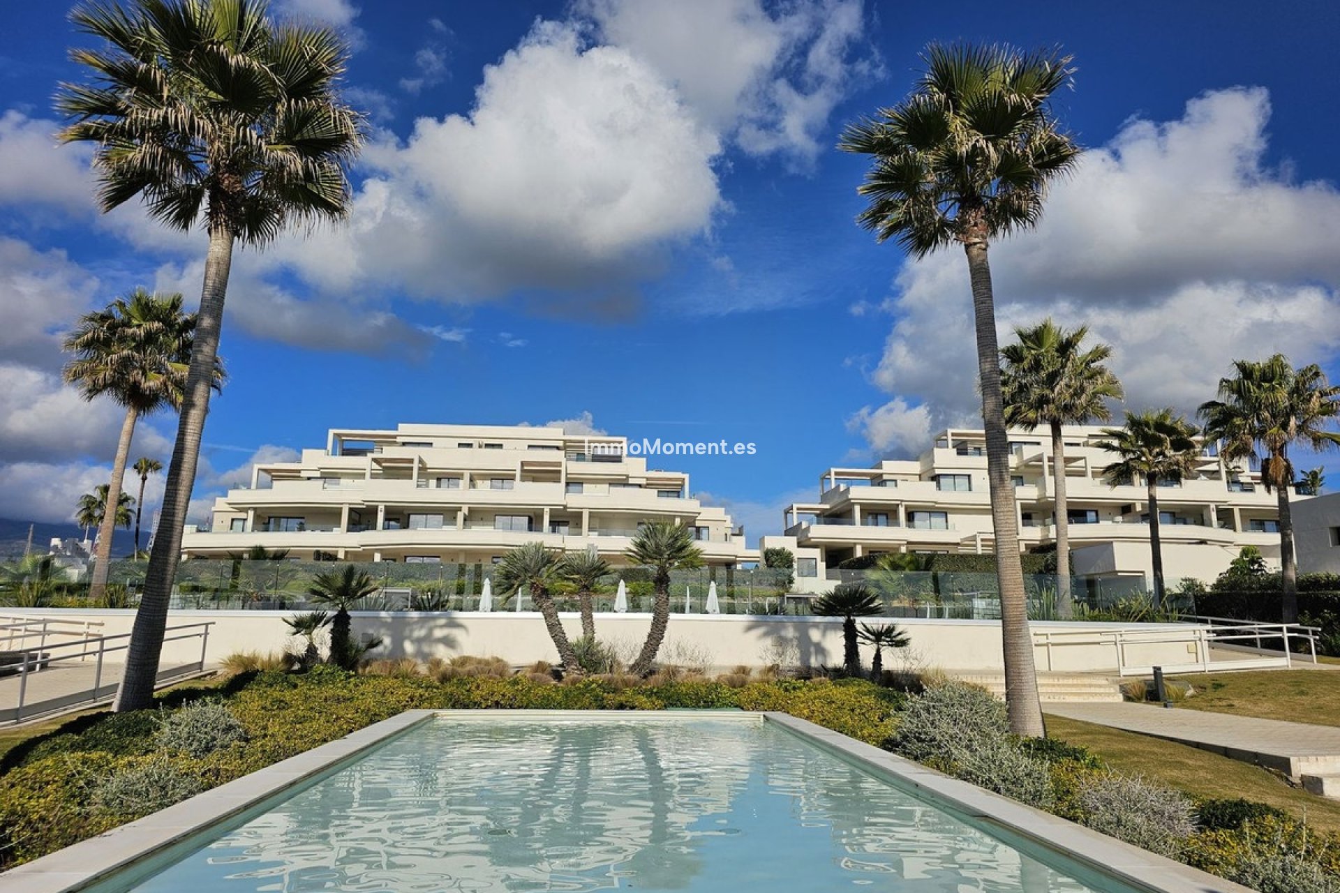 Bestaande woning - Geschakelde woning - Estepona  - New Golden Mile