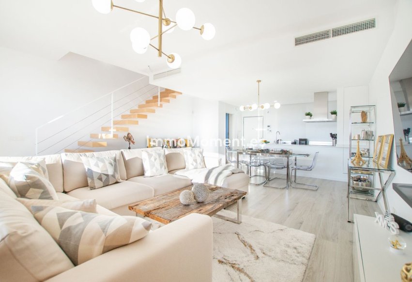 Bestaande woning - Geschakelde woning - Estepona  - New Golden Mile