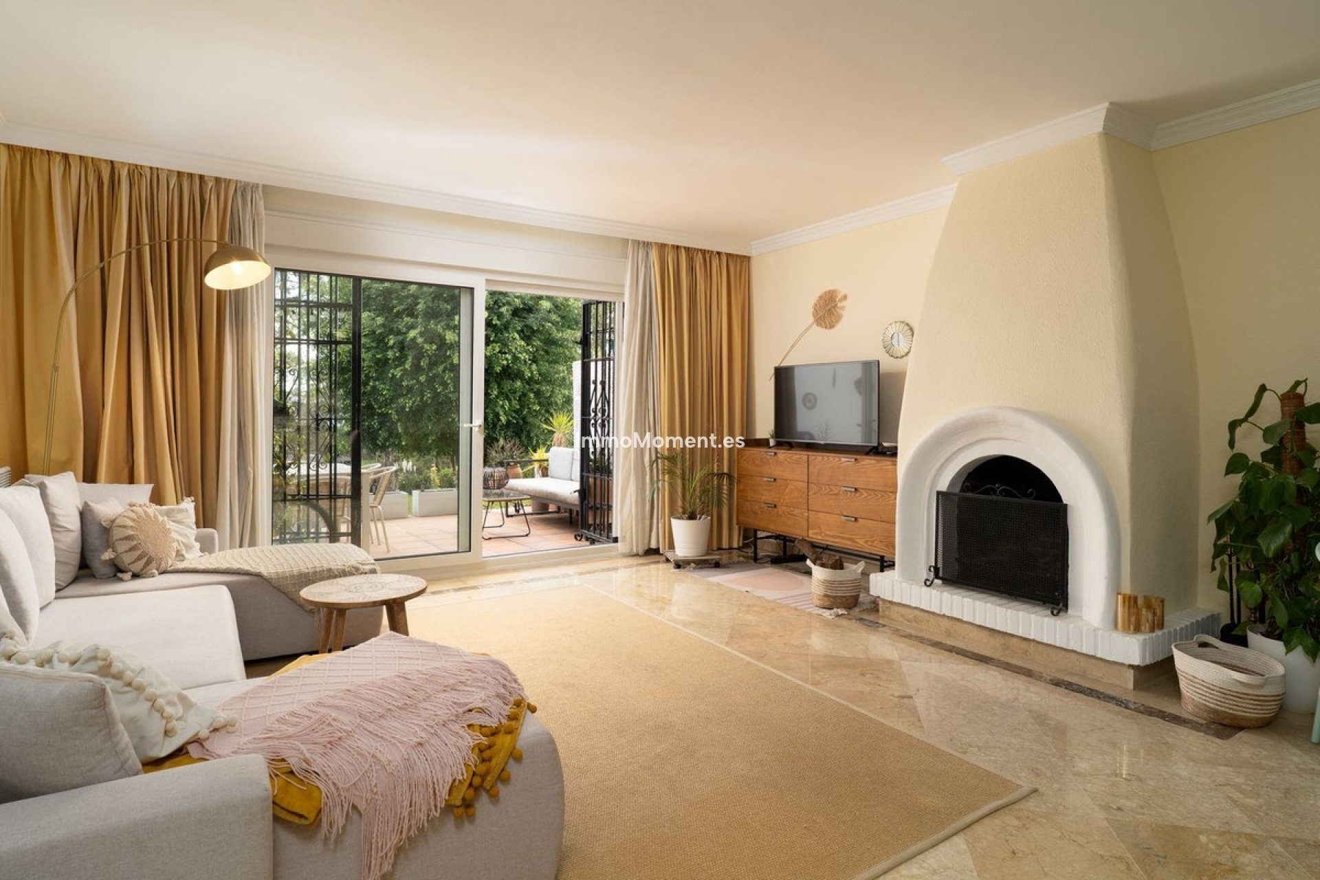 Bestaande woning - Geschakelde woning - Estepona  - New Golden Mile