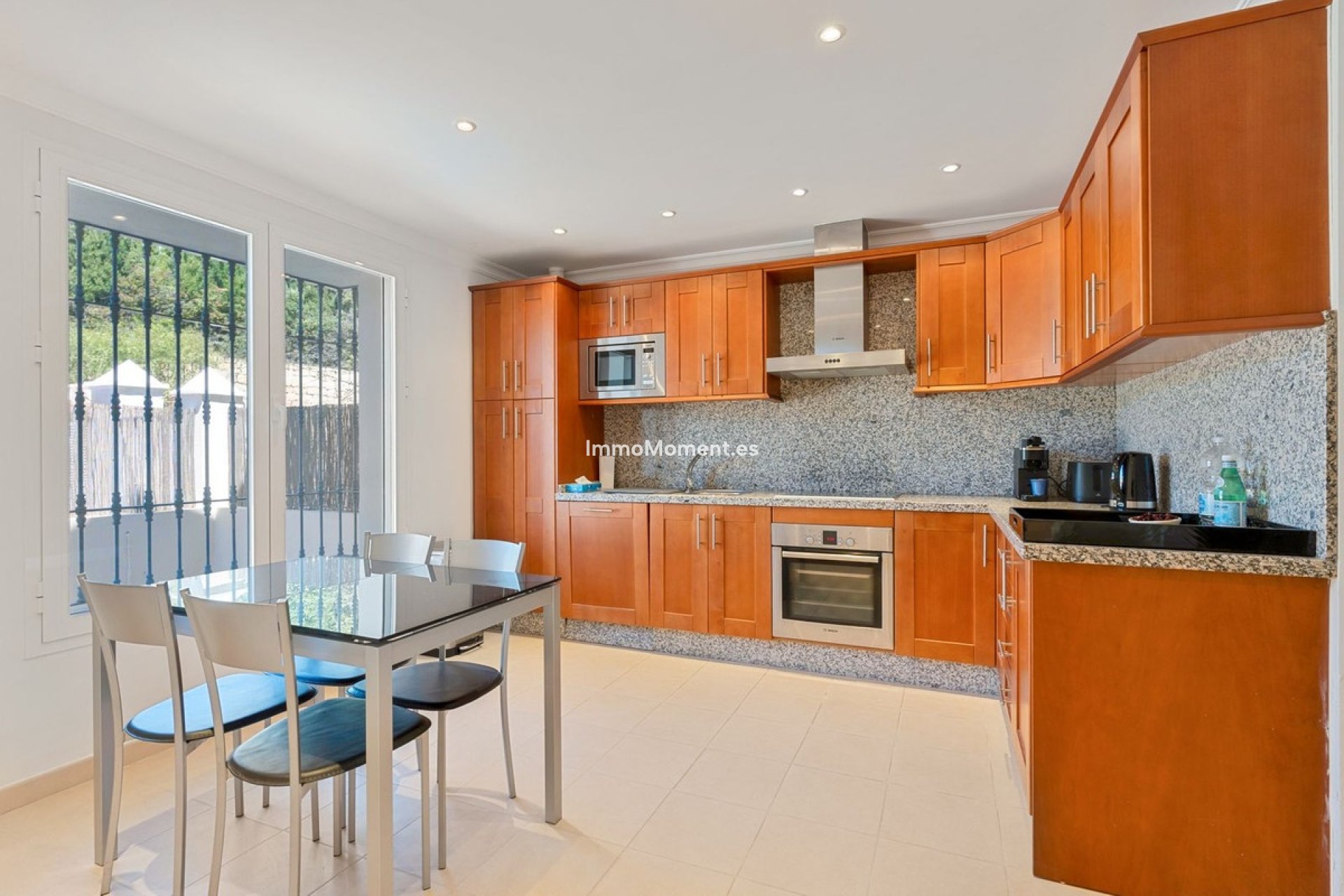 Bestaande woning - Geschakelde woning - Estepona  - New Golden Mile