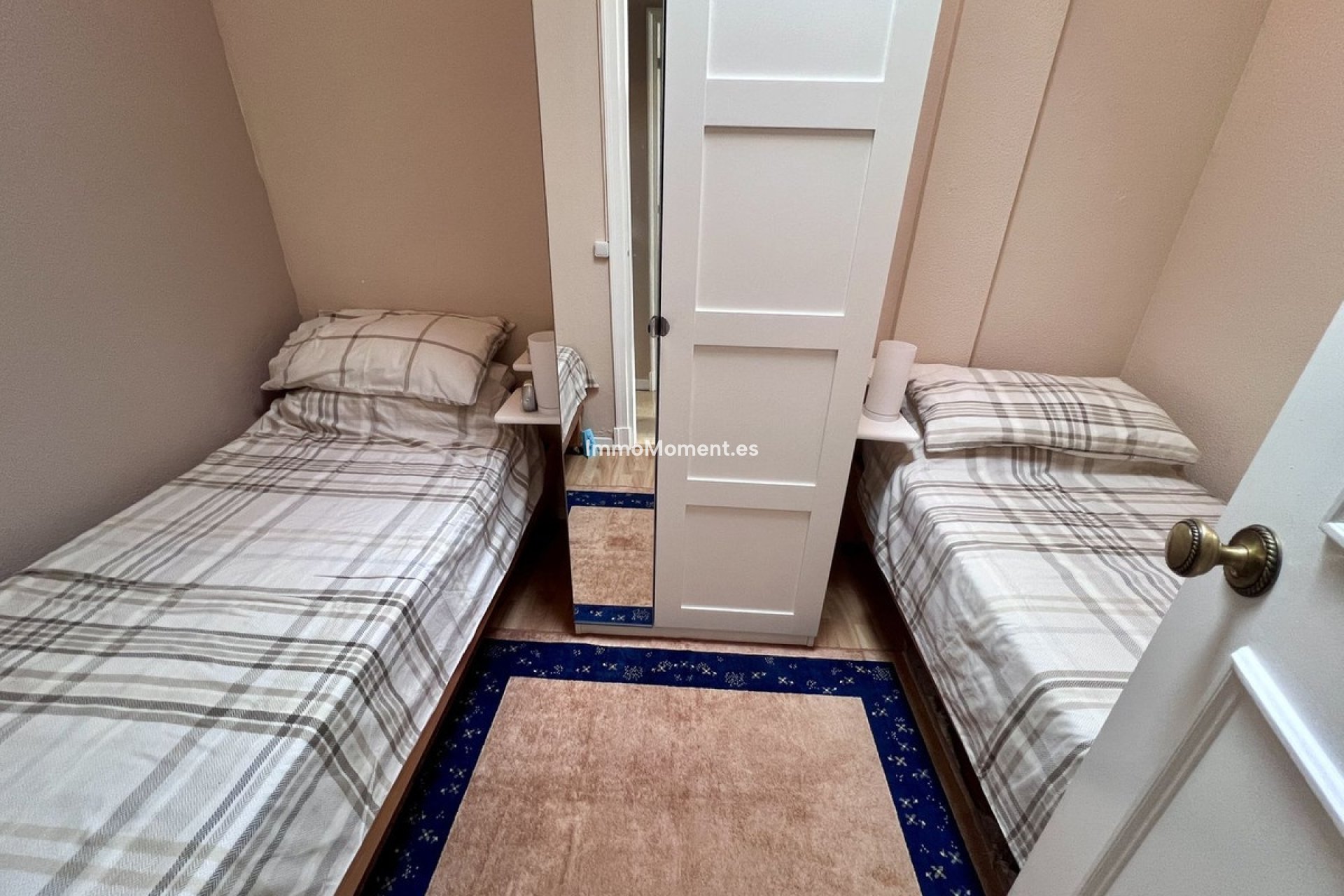 Bestaande woning - Geschakelde woning - Estepona  - New Golden Mile