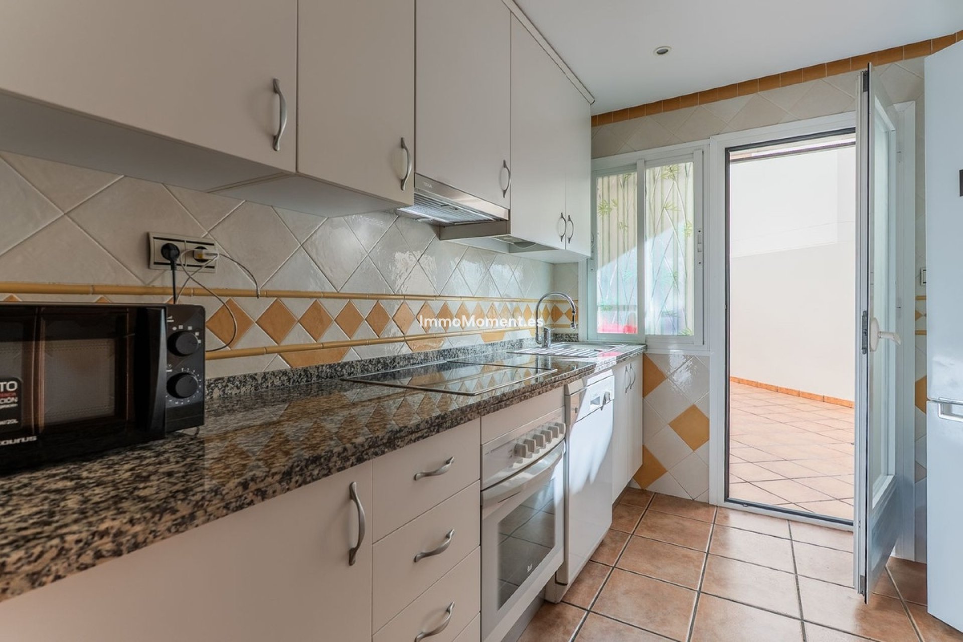 Bestaande woning - Geschakelde woning - Marbella - El Rosario