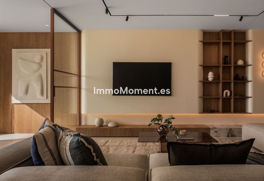 Bestaande woning - Geschakelde woning - Marbella - Nueva Andalucía