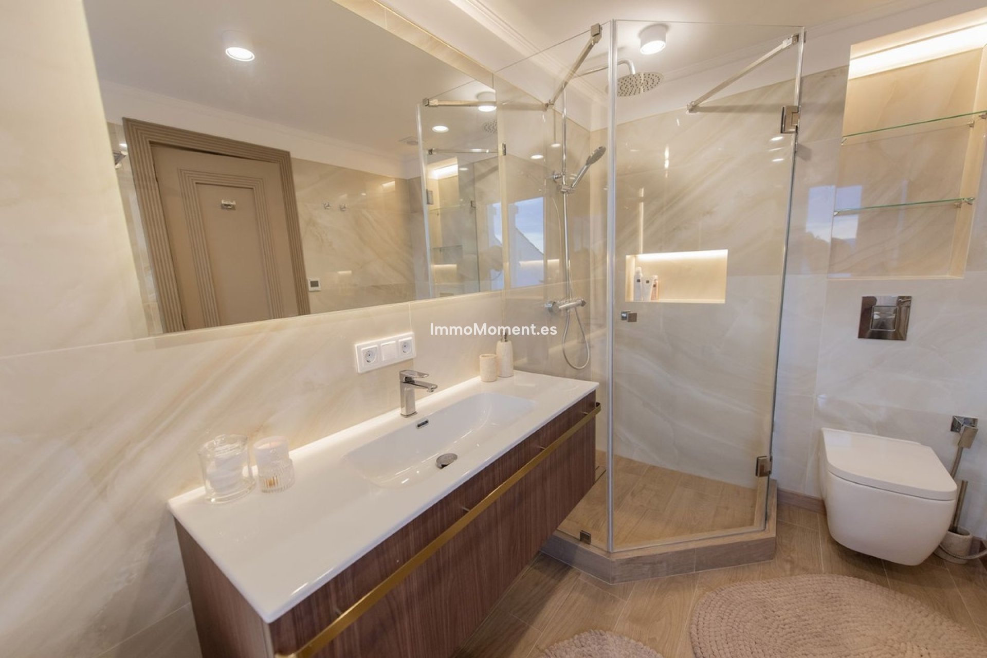 Bestaande woning - Geschakelde woning - Marbella - Nueva Andalucía