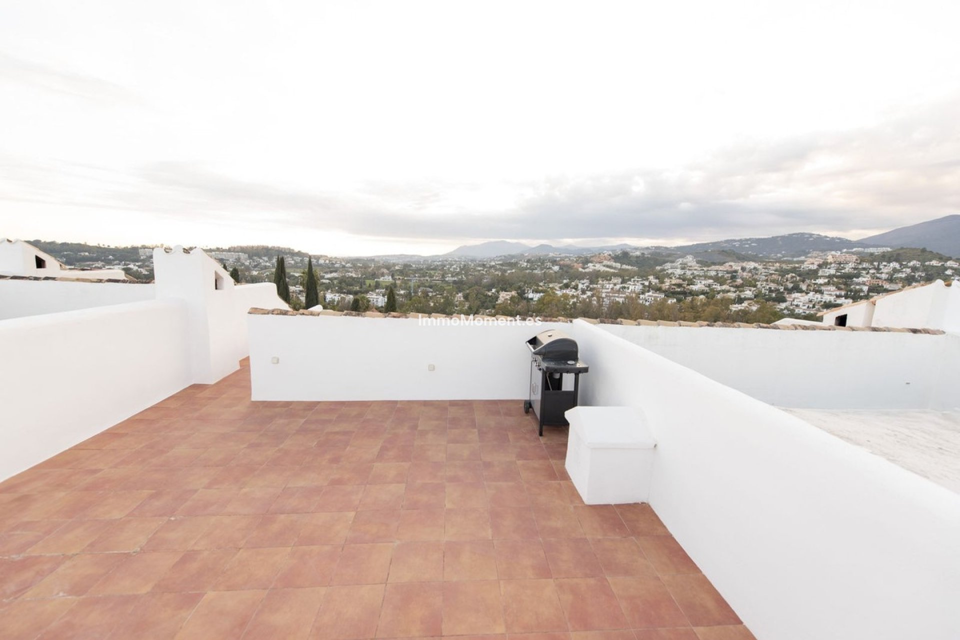 Bestaande woning - Geschakelde woning - Marbella - Nueva Andalucía