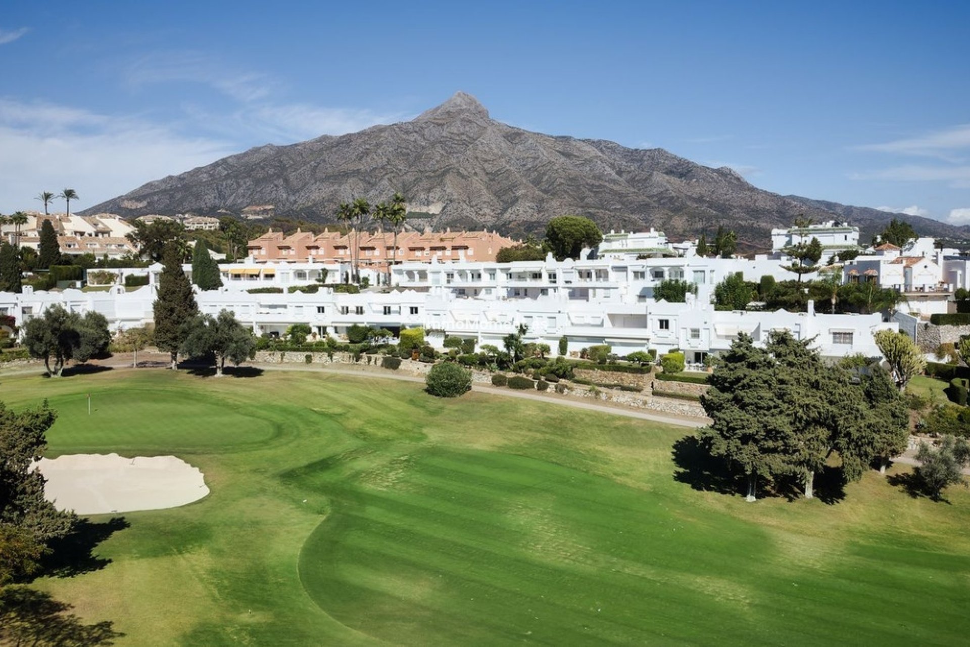 Bestaande woning - Geschakelde woning - Marbella - Nueva Andalucía