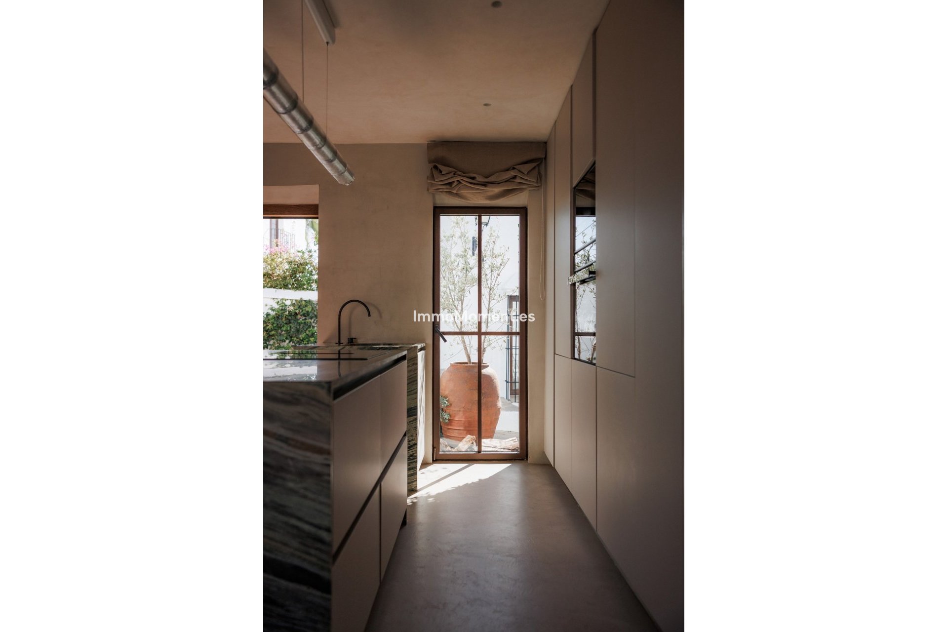 Bestaande woning - Geschakelde woning - Marbella - Nueva Andalucía