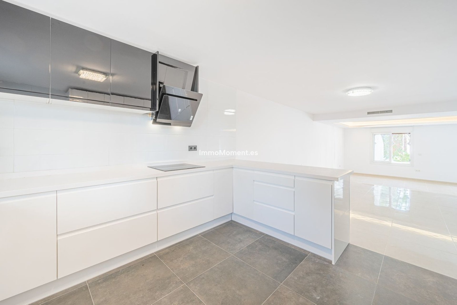 Bestaande woning - Geschakelde woning - Marbella - Nueva Andalucía