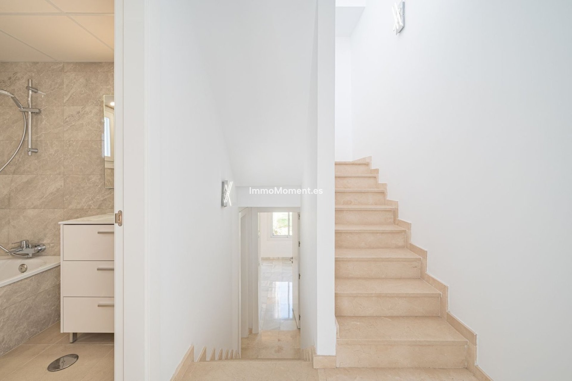 Bestaande woning - Geschakelde woning - Marbella - Nueva Andalucía