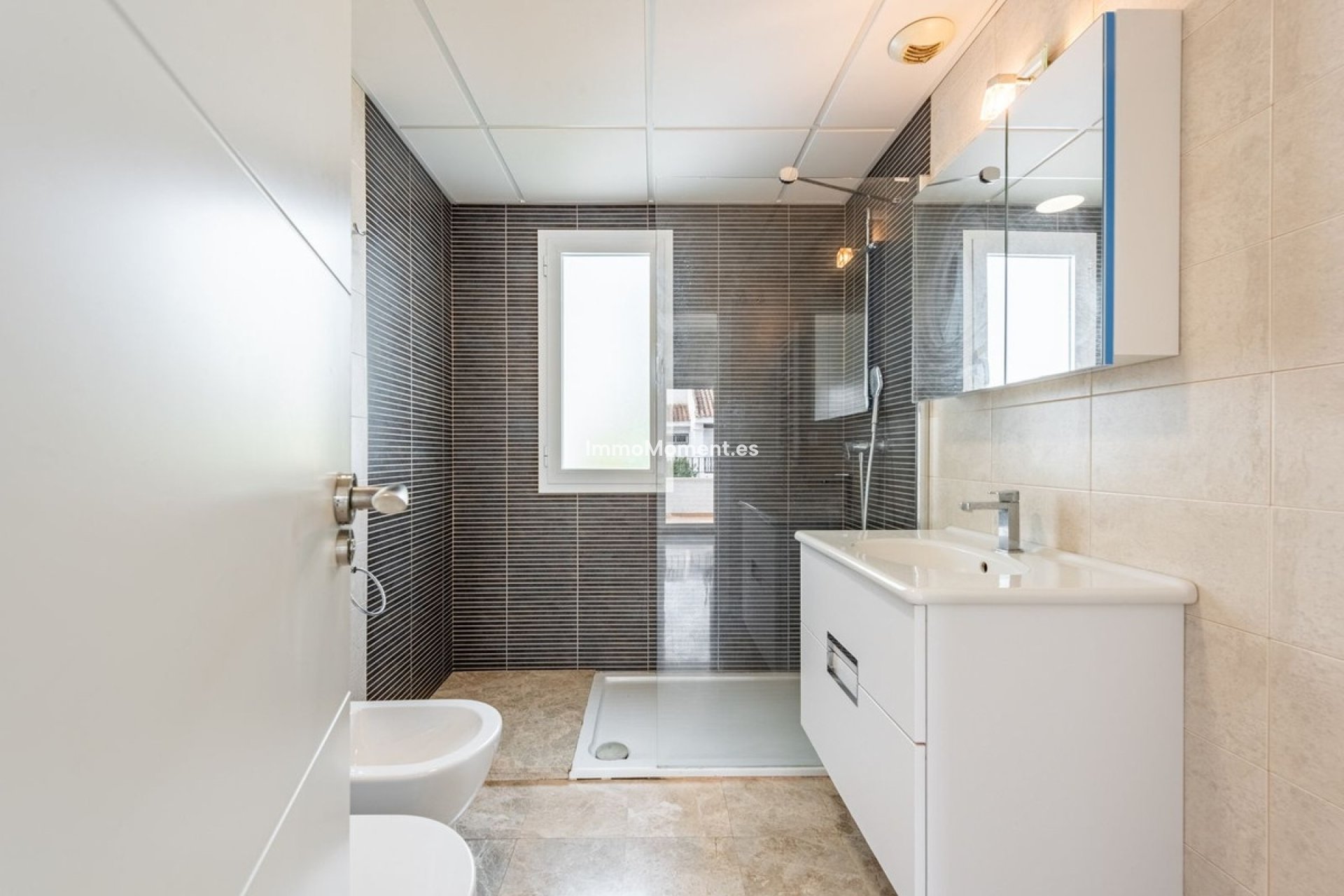 Bestaande woning - Geschakelde woning - Marbella - Nueva Andalucía