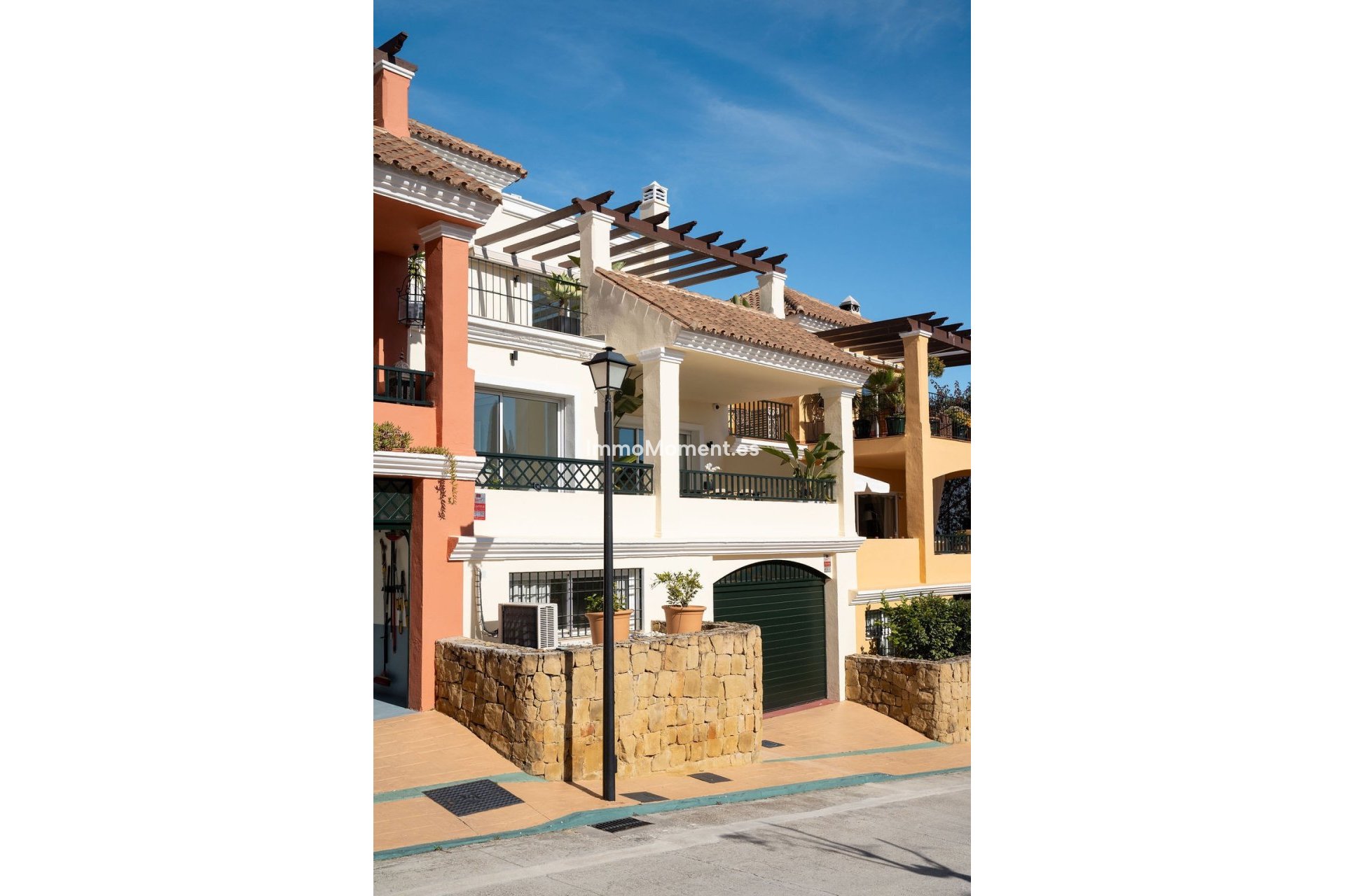Bestaande woning - Geschakelde woning - Marbella - Nueva Andalucía