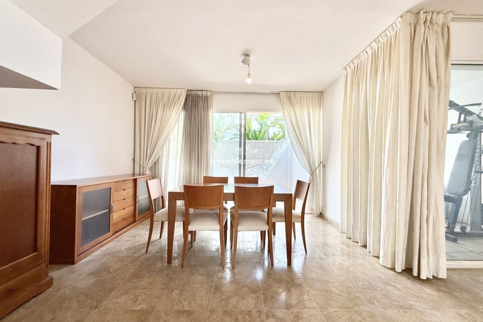 Bestaande woning - Geschakelde woning - Marbella - Nueva Andalucía