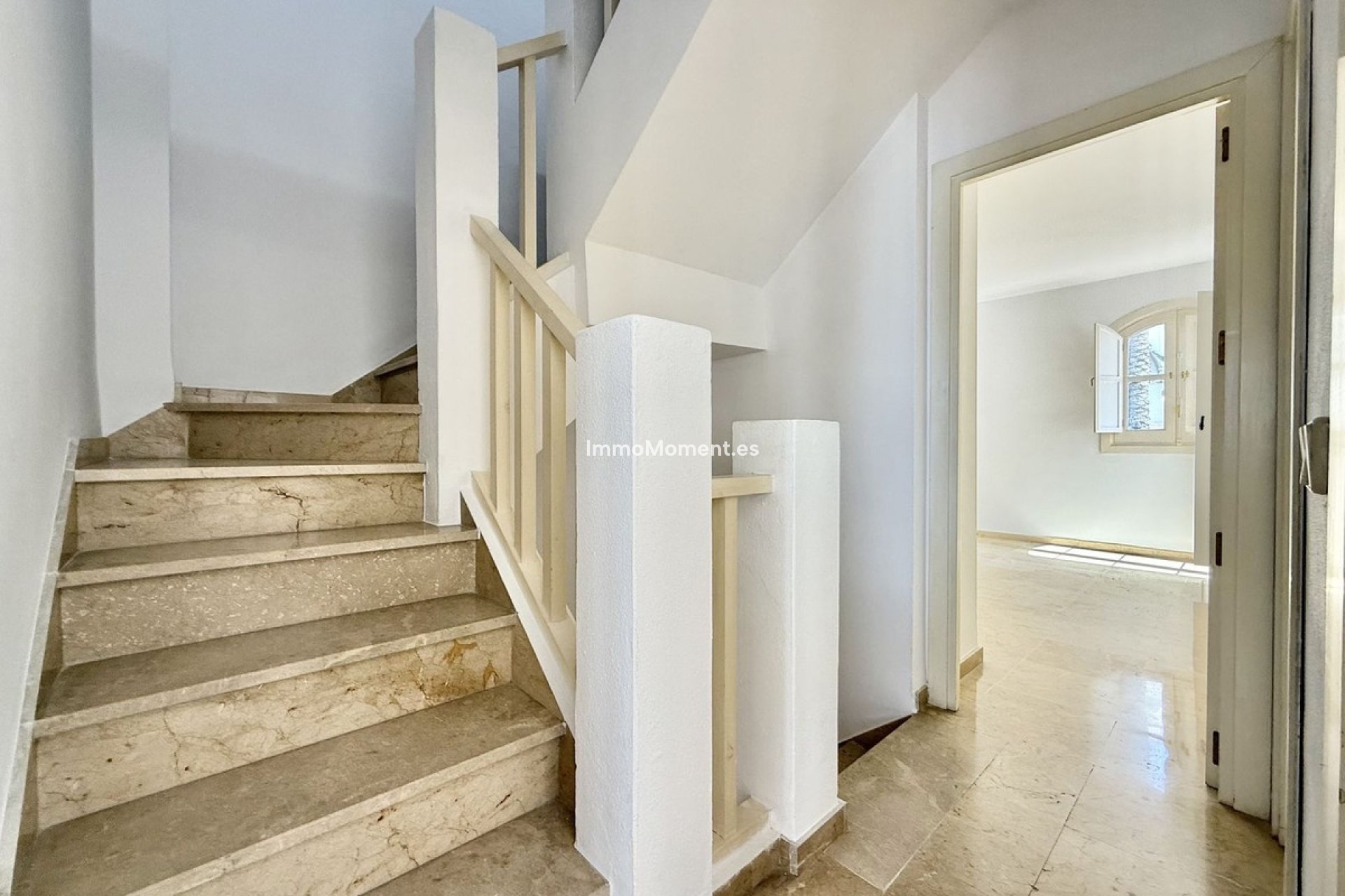 Bestaande woning - Geschakelde woning - Marbella - Nueva Andalucía