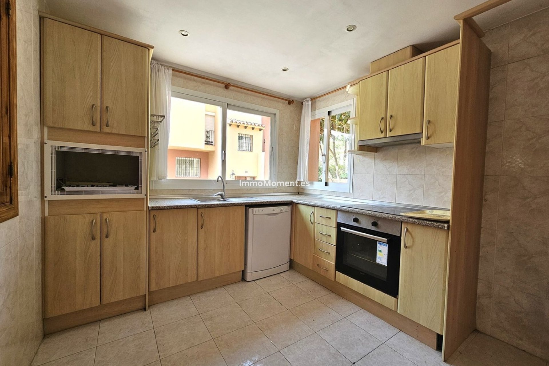 Bestaande woning - Geschakelde woning - Marbella - Nueva Andalucía