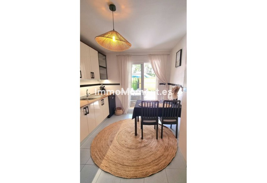 Bestaande woning - Geschakelde woning - Marbella - Nueva Andalucía