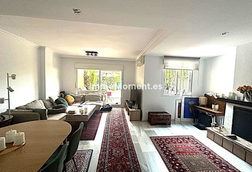 Bestaande woning - Geschakelde woning - Marbella - Puerto Banús