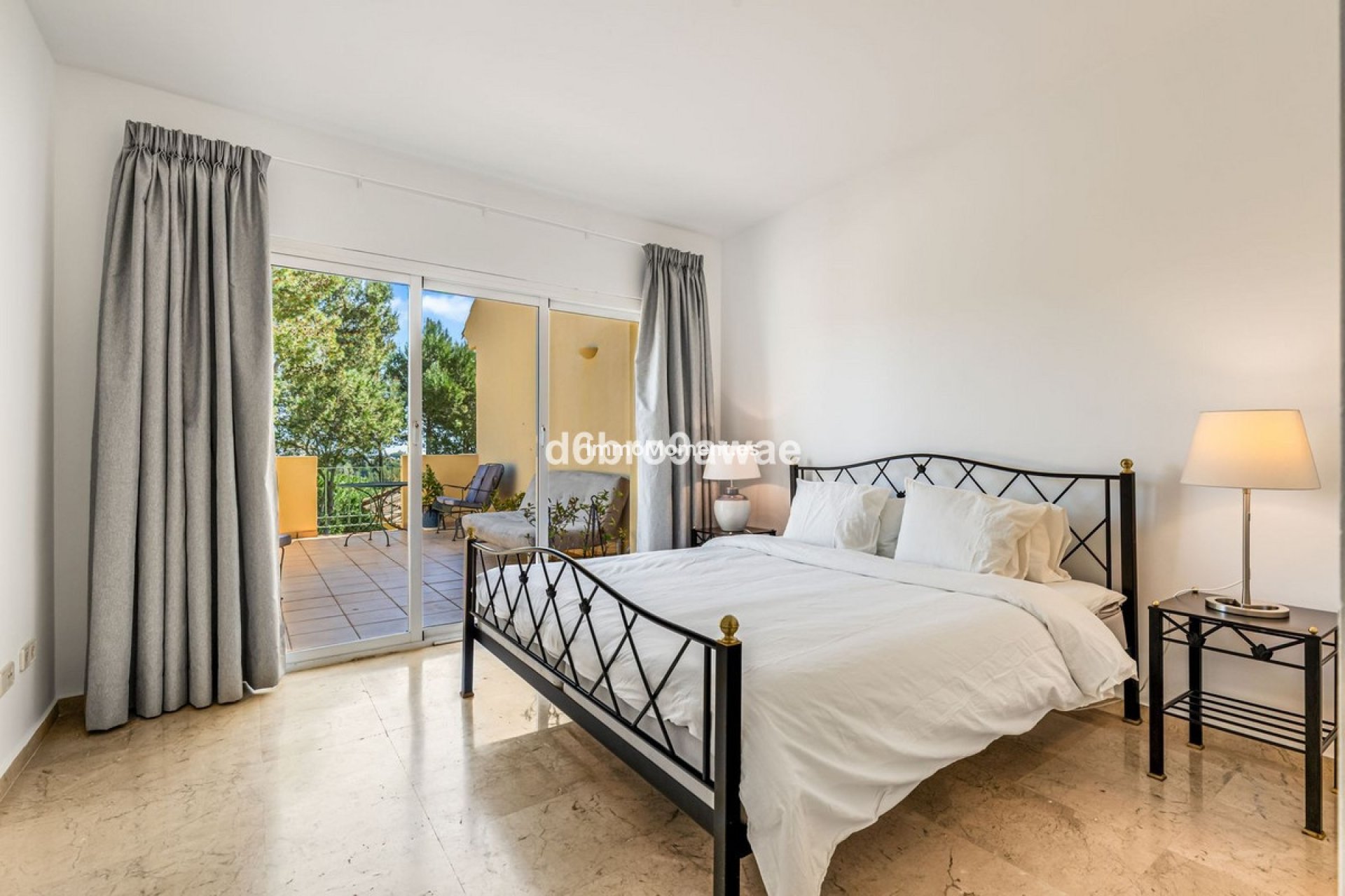 Bestaande woning - Geschakelde woning - Marbella - Río Real