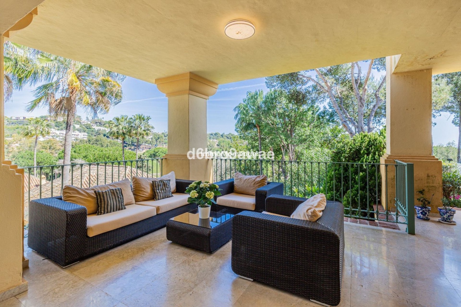 Bestaande woning - Geschakelde woning - Marbella - Río Real