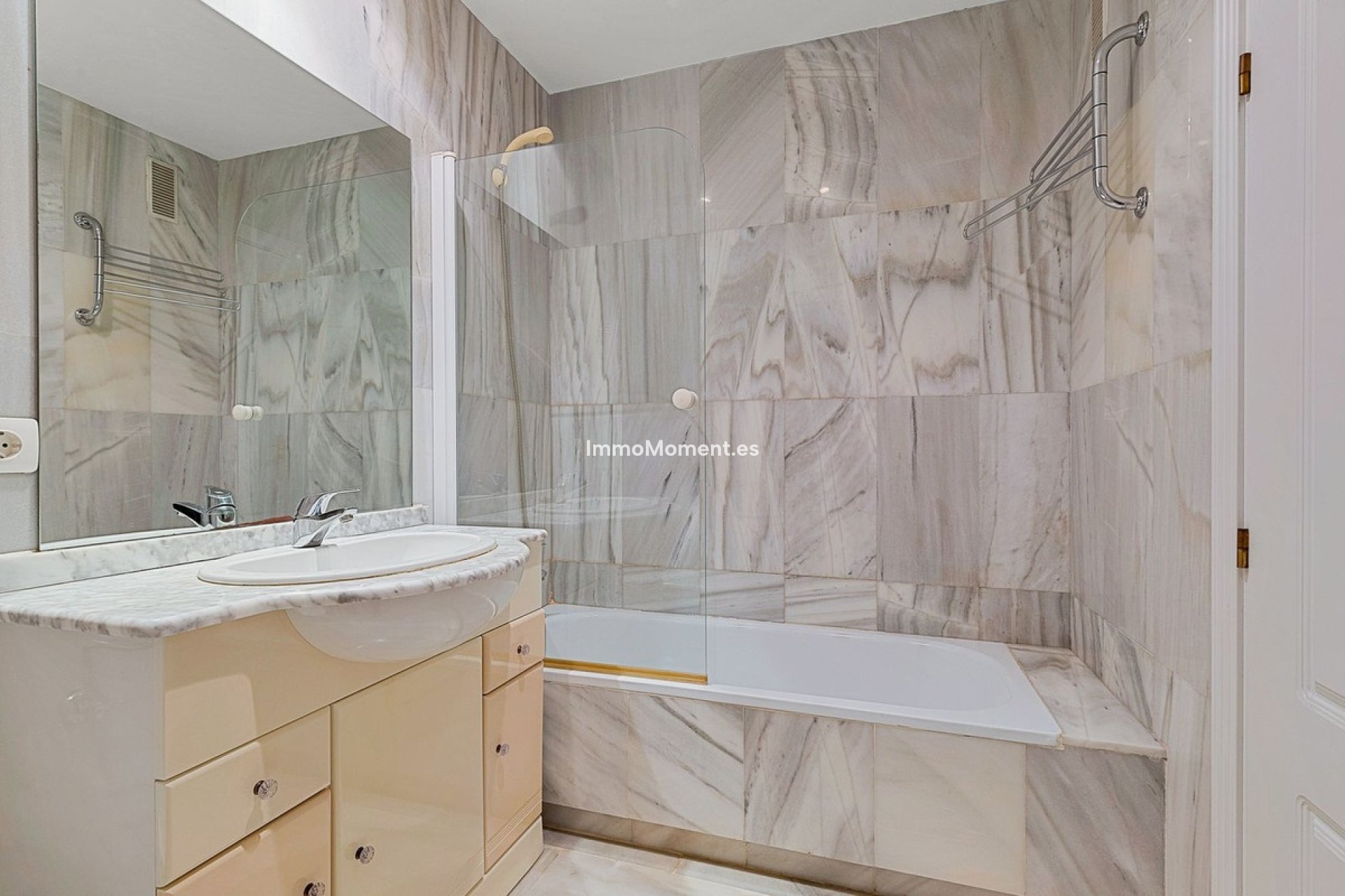 Bestaande woning - Geschakelde woning - Marbella - San Pedro de Alcántara