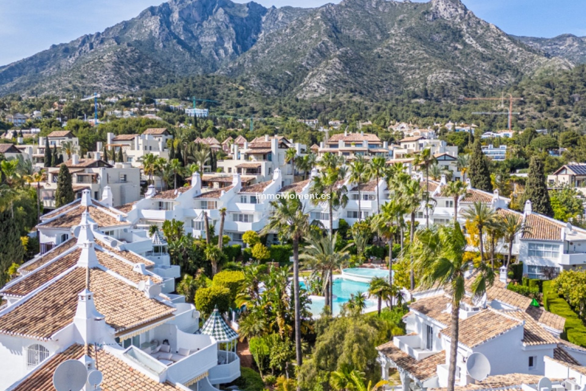 Bestaande woning - Geschakelde woning - Marbella - Sierra Blanca