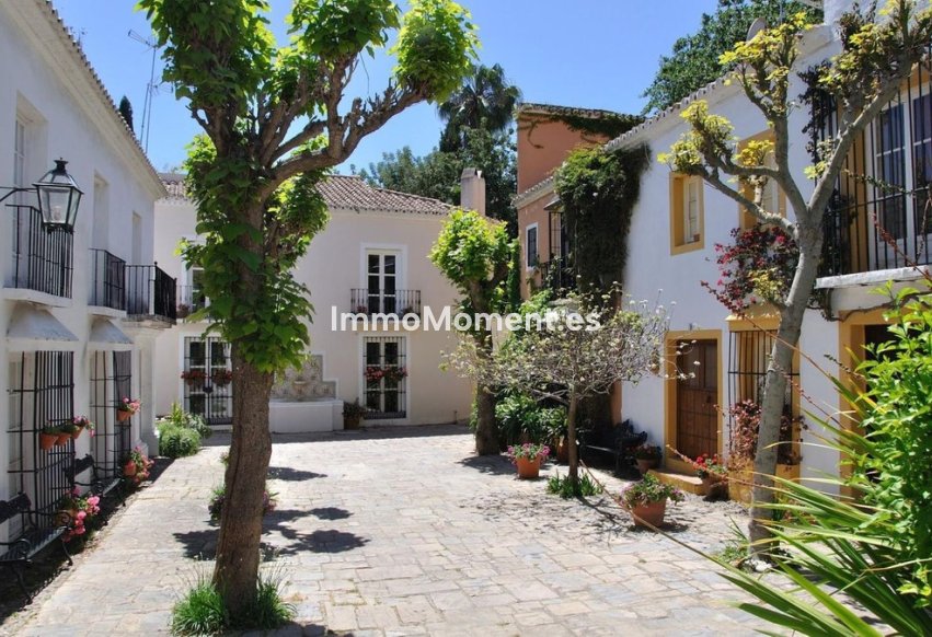 Bestaande woning - Geschakelde woning - Marbella - The Golden Mile