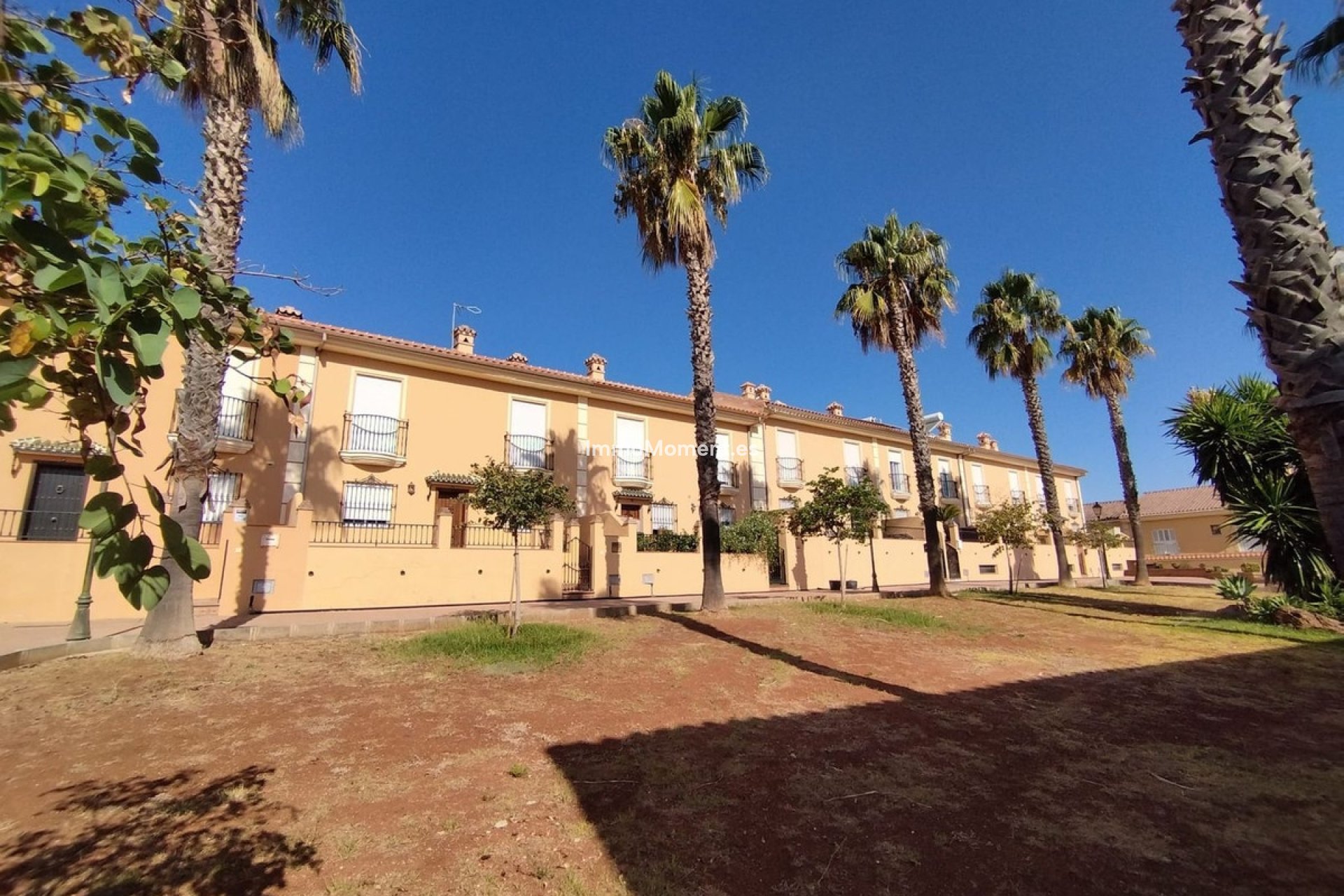 Bestaande woning - Grond - Binnenland  - Coín