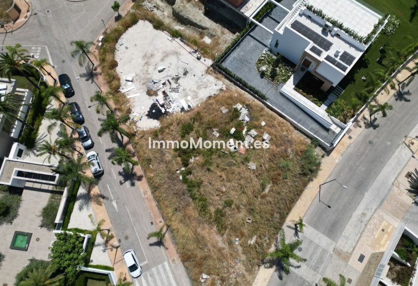 Bestaande woning - Grond - Estepona  - Cancelada