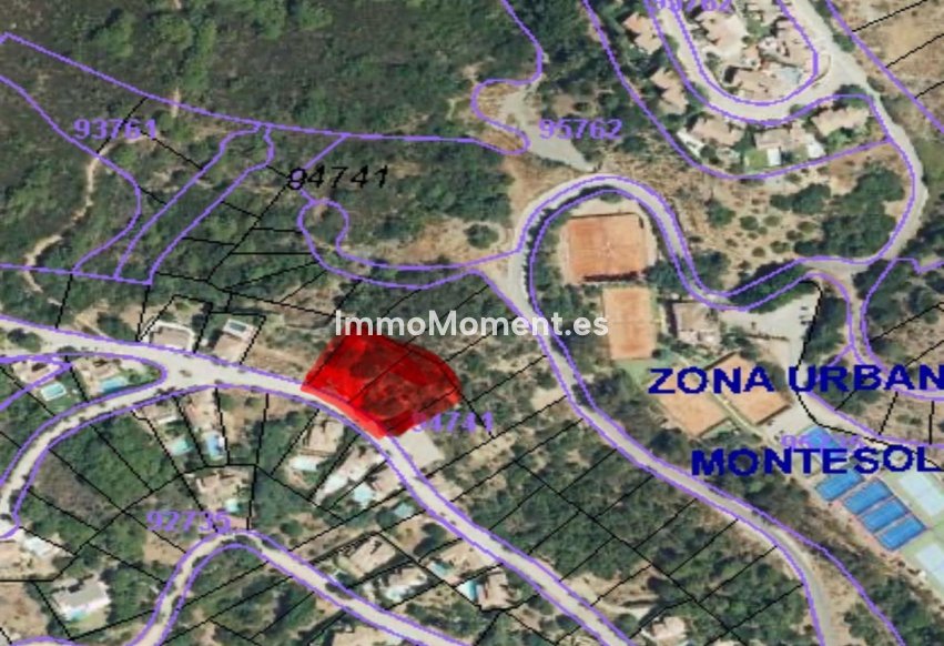 Bestaande woning - Grond - Estepona  - Estepona Centro