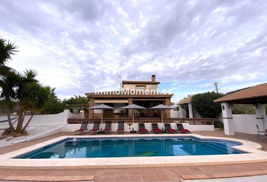 Bestaande woning - Landhuis - Binnenland  - Alhaurín el Grande Centro