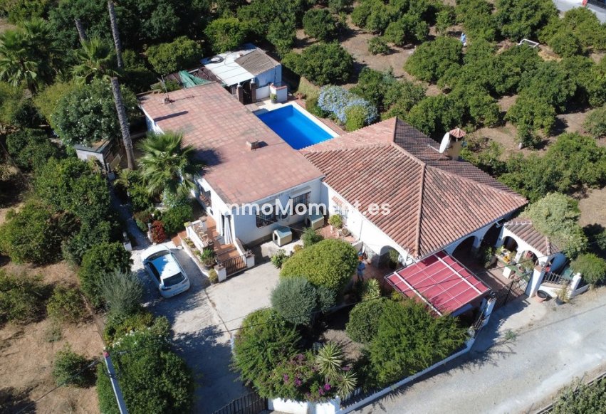 Bestaande woning - Landhuis - Binnenland  - Alhaurín el Grande Centro