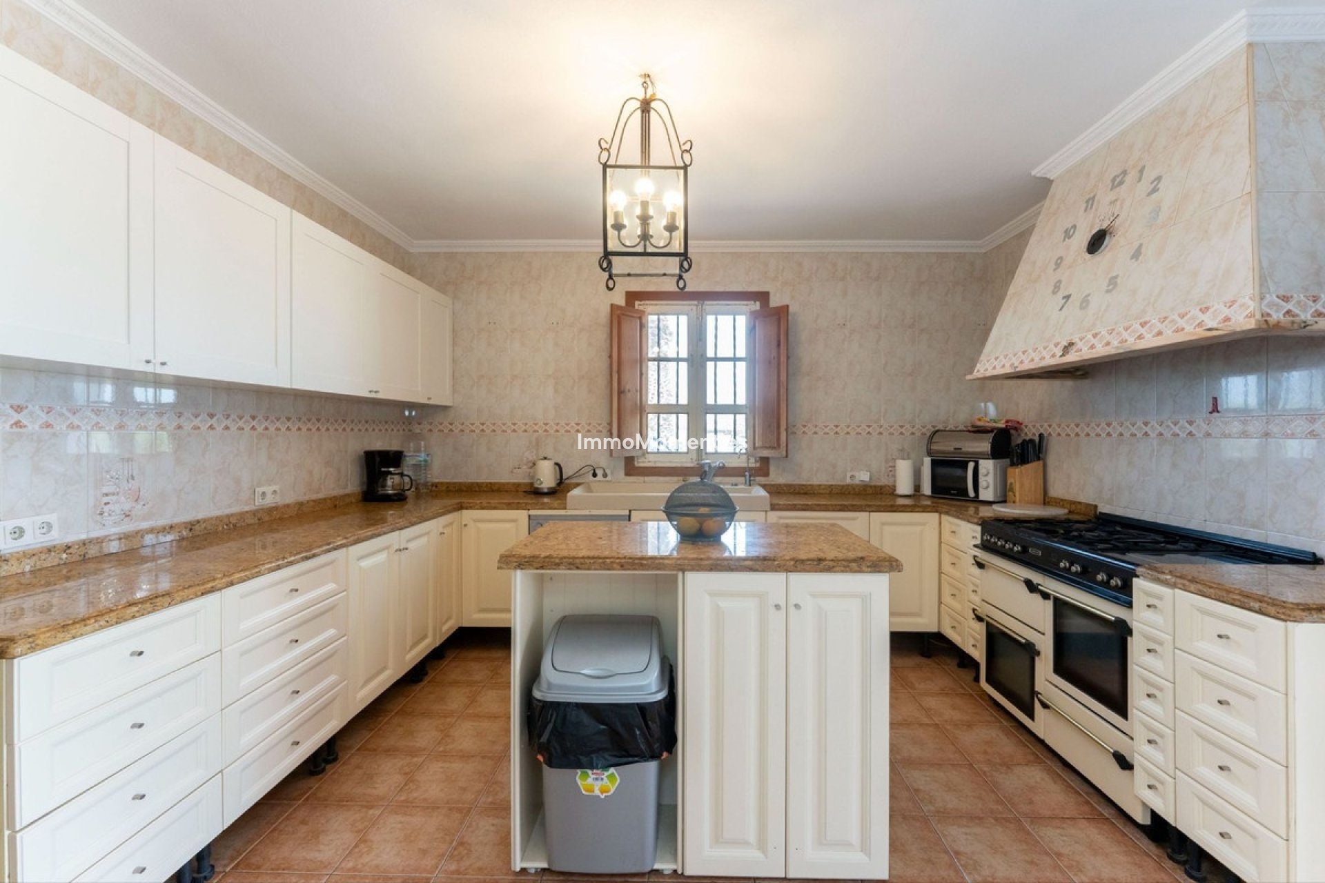 Bestaande woning - Landhuis - Binnenland  - Coín