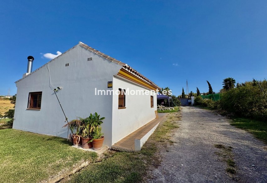 Bestaande woning - Landhuis - Estepona  - El Padron