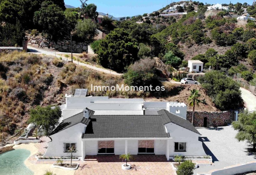 Bestaande woning - Landhuis - Estepona  - Estepona Centro