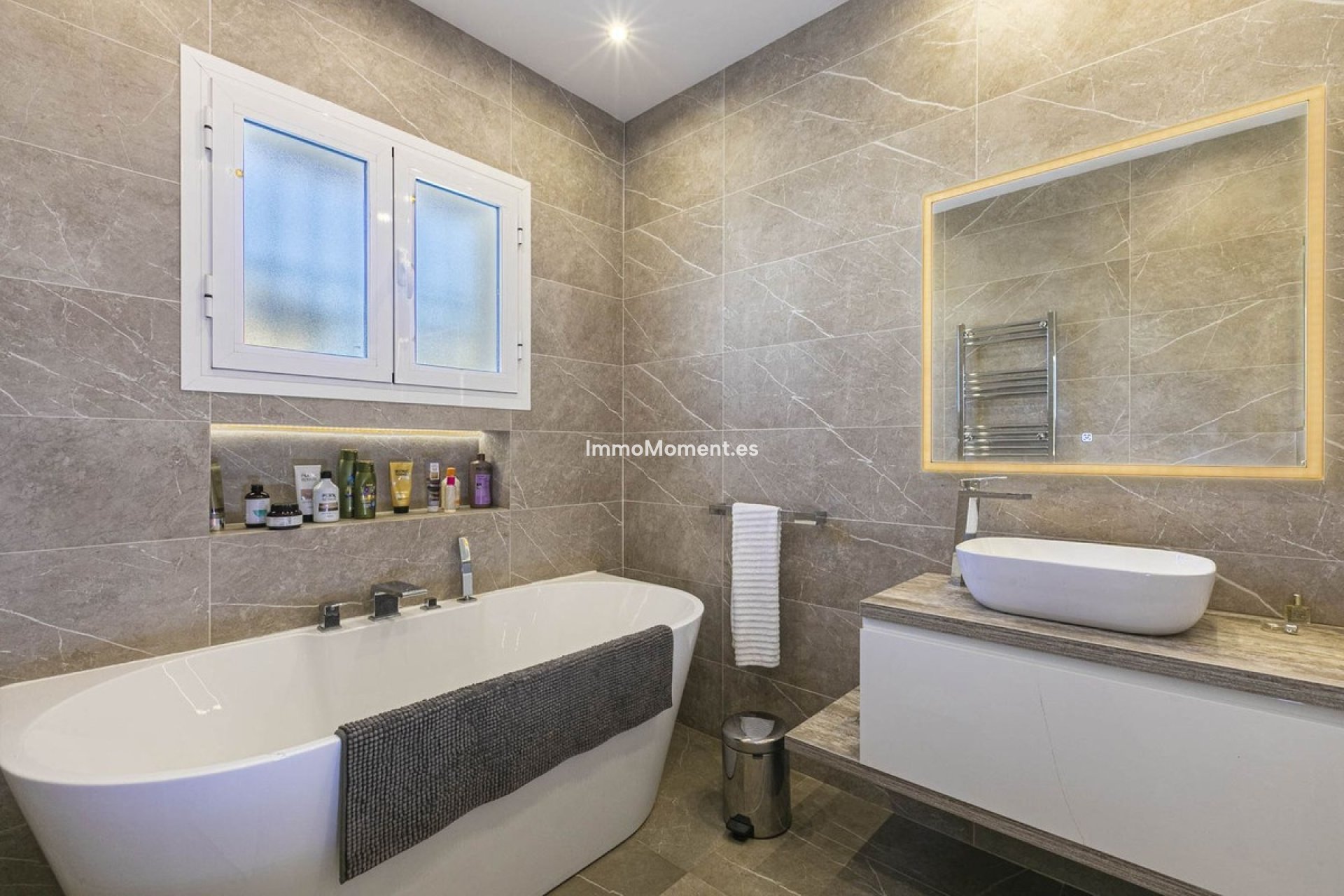 Bestaande woning - Perceel - Estepona  - Estepona Centro