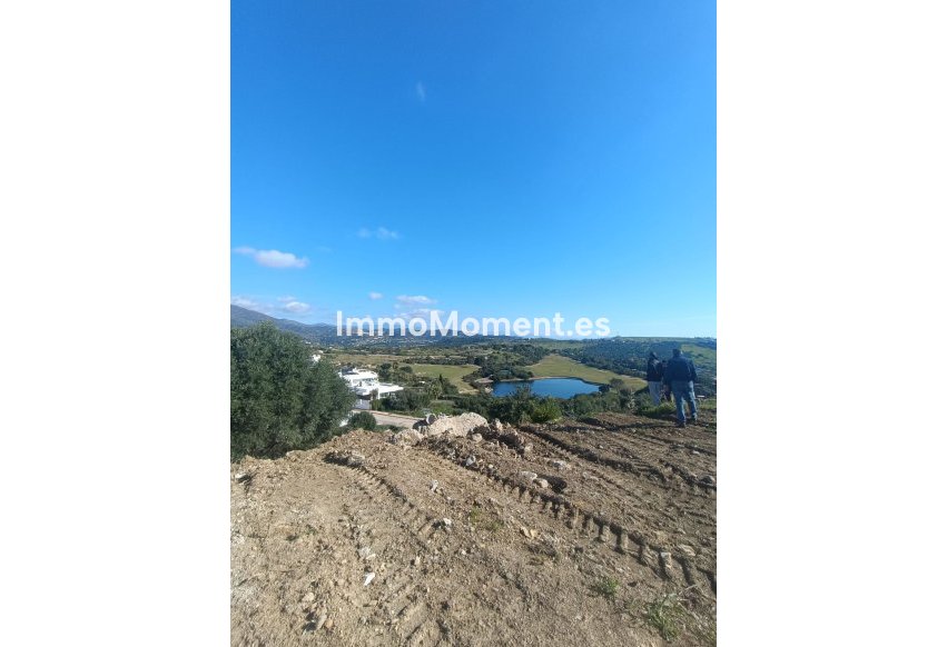 Bestaande woning - Perceel - Estepona  - Valle Romano