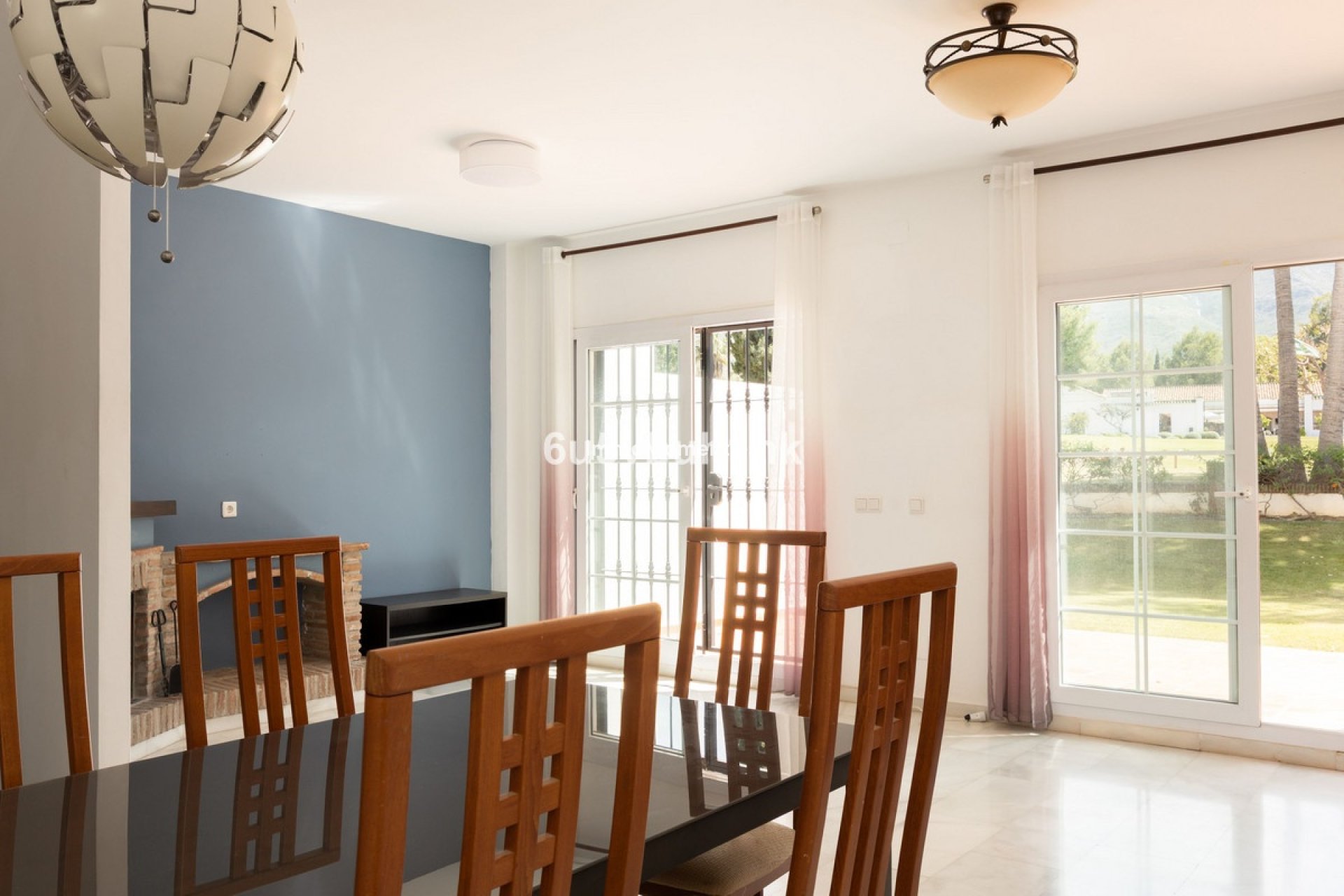 Bestaande woning - Rijtjeshuis - Binnenland  - Alhaurín de la Torre