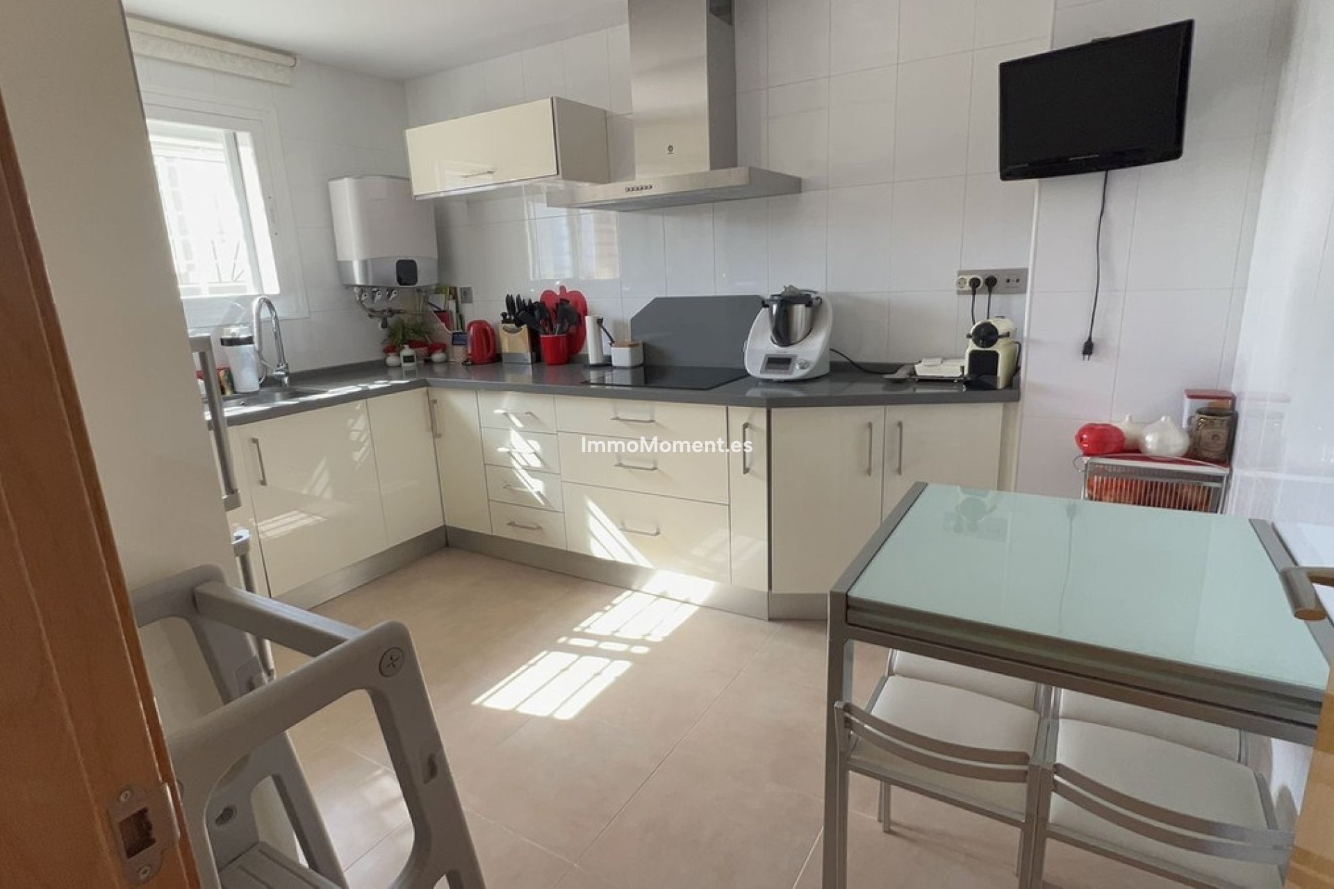 Bestaande woning - Rijtjeshuis - Binnenland  - Alhaurín de la Torre