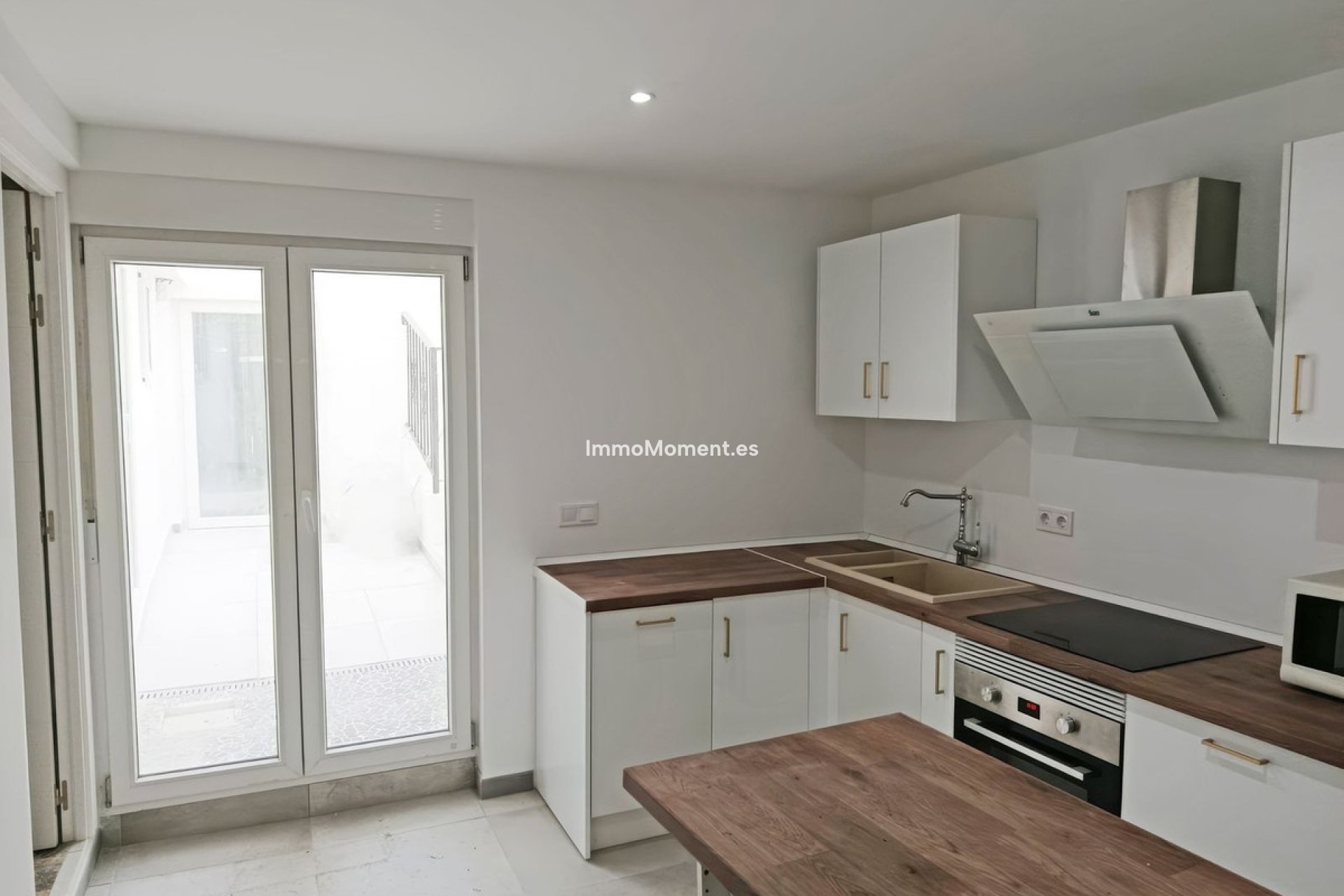 Bestaande woning - Rijtjeshuis - Binnenland  - Alhaurín el Grande Centro