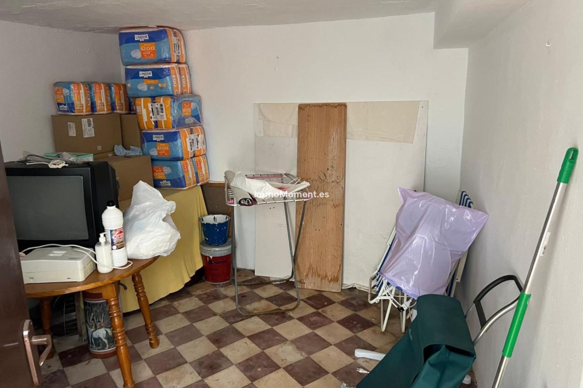 Bestaande woning - Rijtjeshuis - Binnenland  - Alora