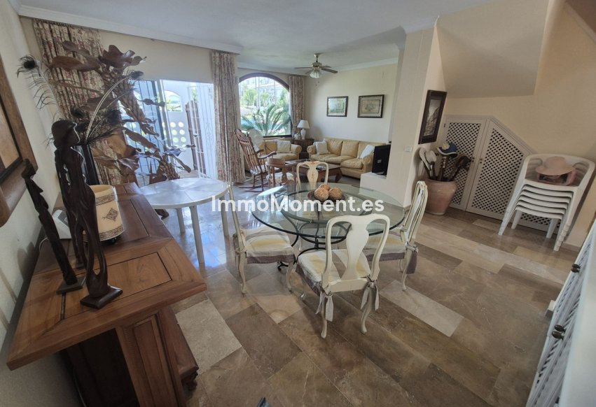 Bestaande woning - Rijtjeshuis - Estepona  - Atalaya