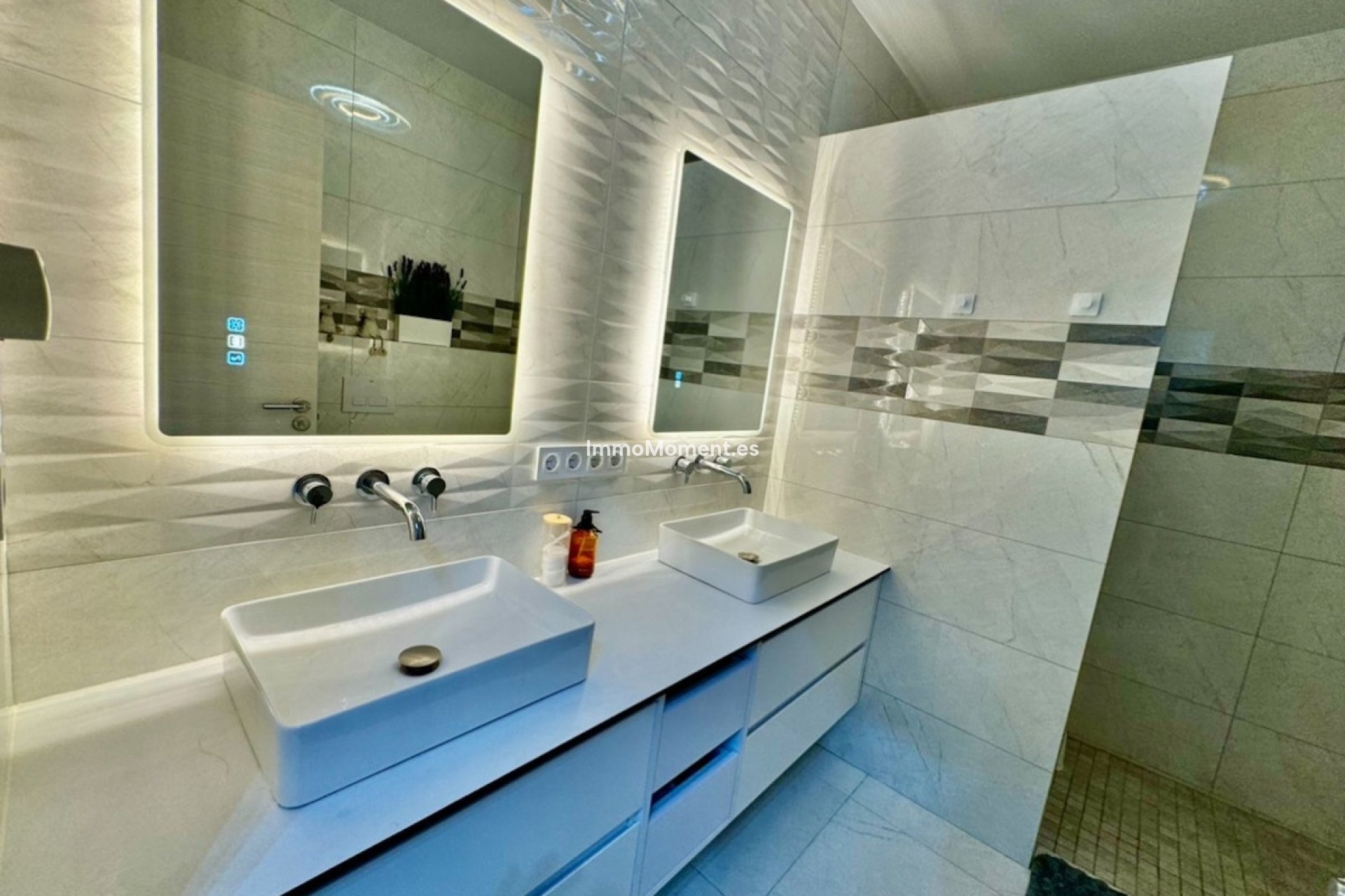 Bestaande woning - Rijtjeshuis - Estepona  - Atalaya