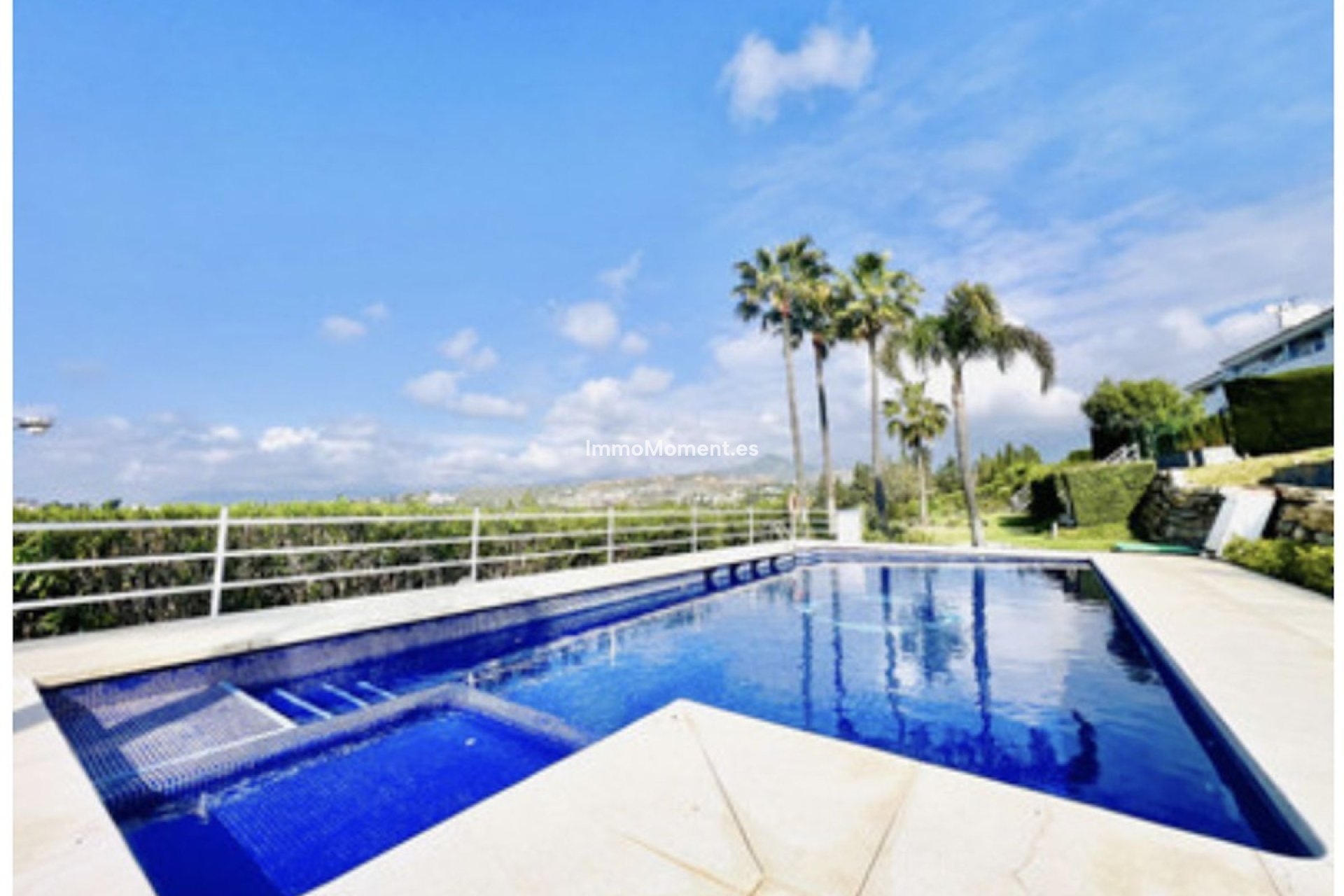Bestaande woning - Rijtjeshuis - Estepona  - Atalaya
