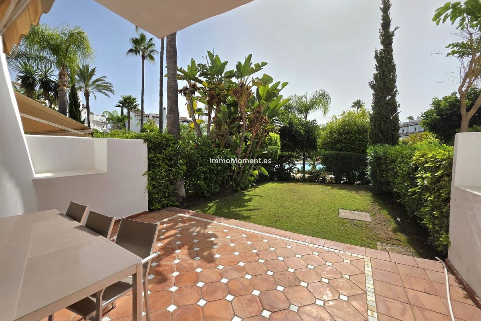 Bestaande woning - Rijtjeshuis - Estepona  - Costalita