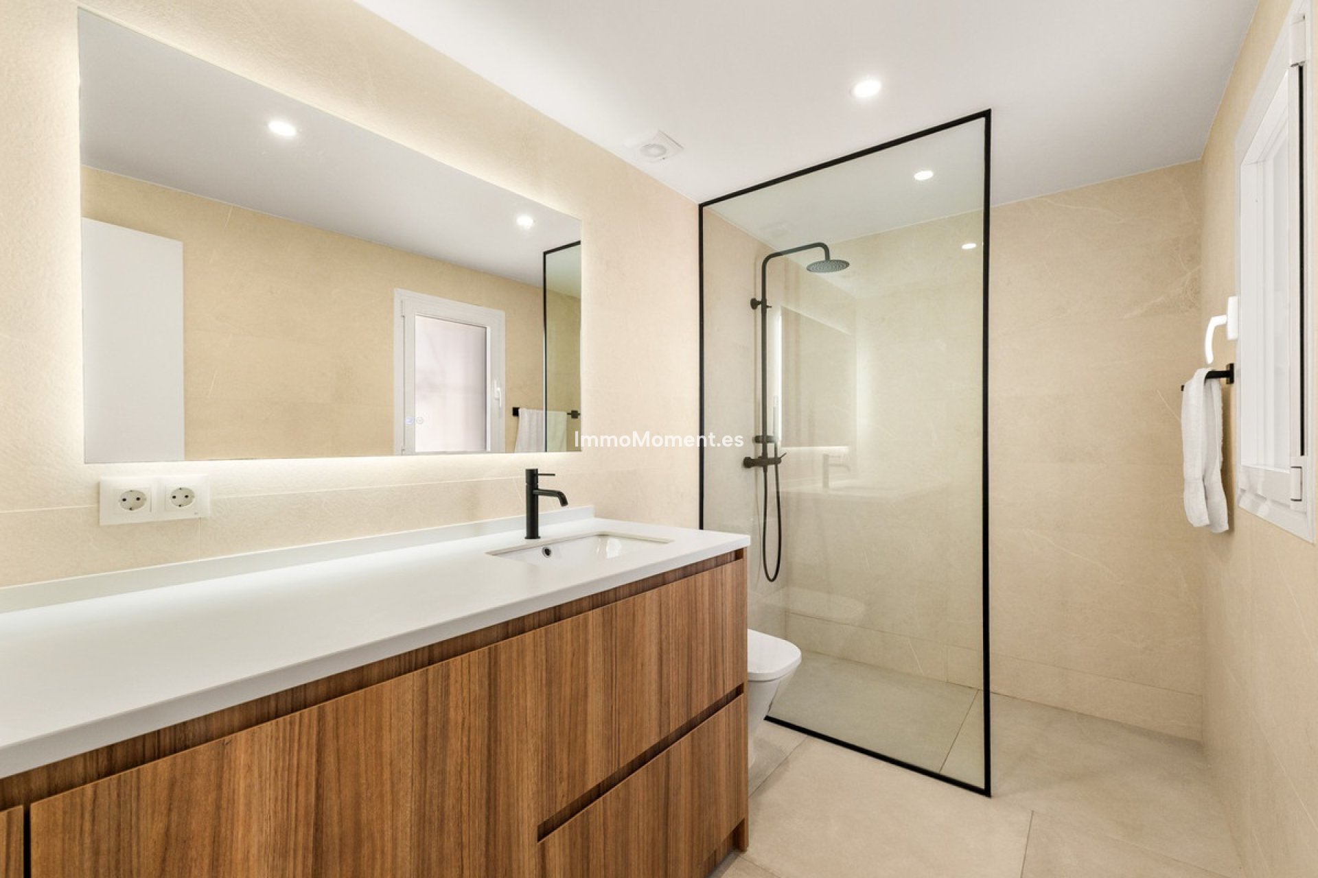 Bestaande woning - Rijtjeshuis - Estepona  - Estepona Centro