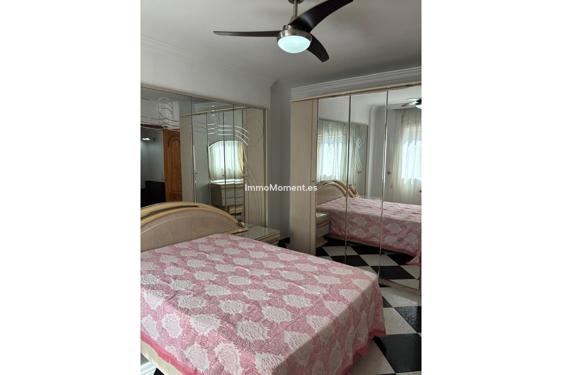 Bestaande woning - Rijtjeshuis - Estepona  - Estepona Centro