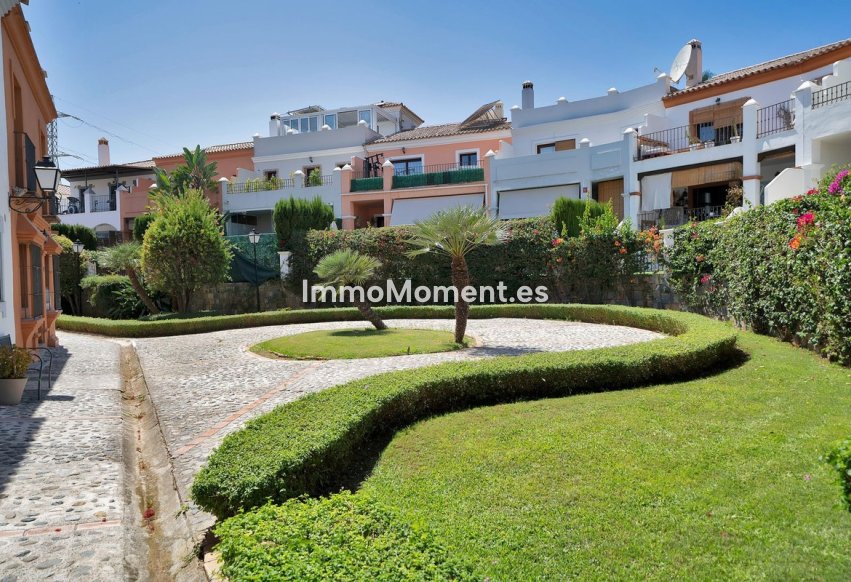 Bestaande woning - Rijtjeshuis - Estepona  - Estepona Centro